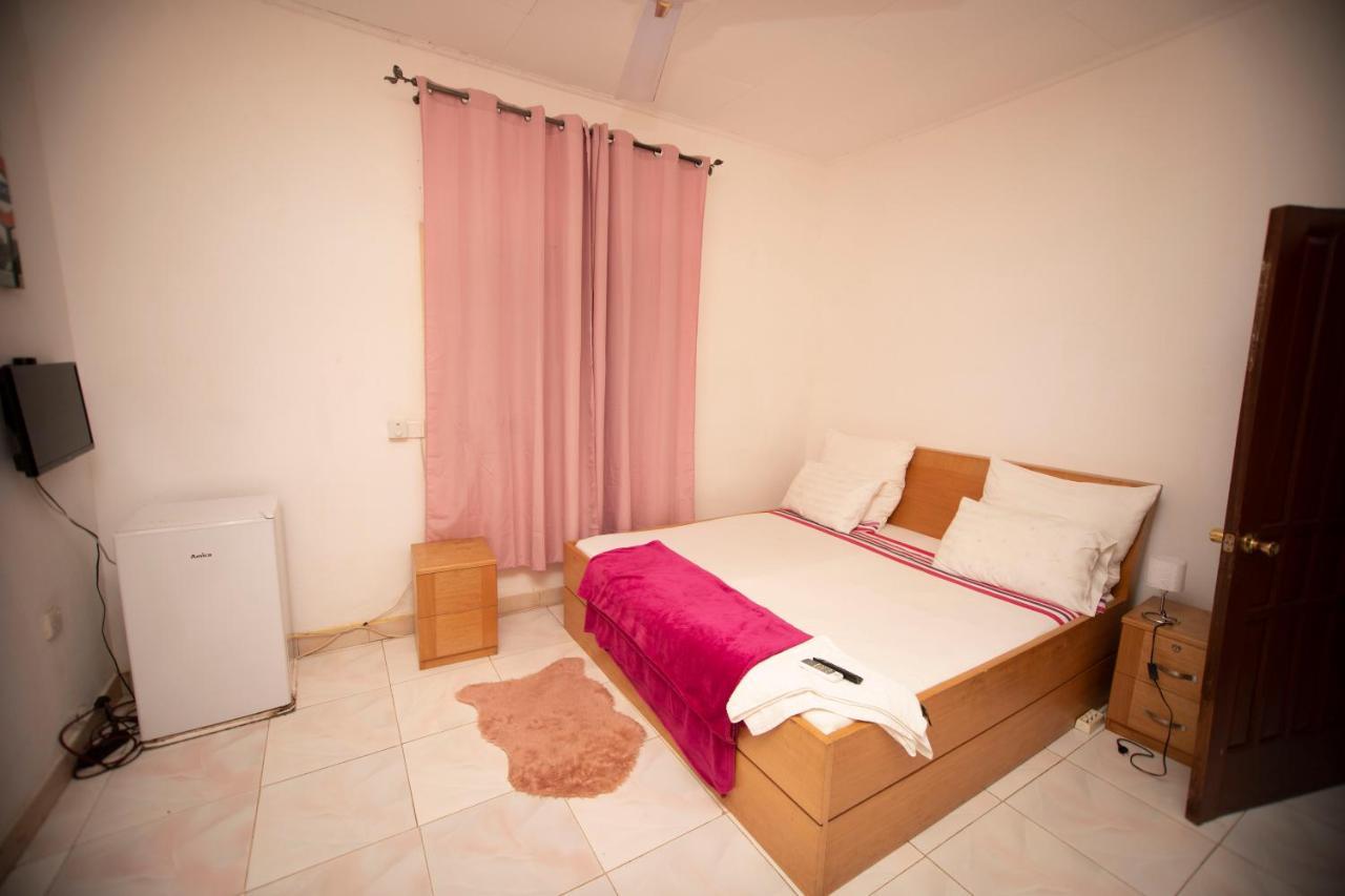 Marysin Guest House Accra Exterior photo